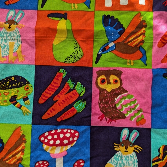 Lush Woodland Patchwork fabric scarf wrap - Picture 2 of 4